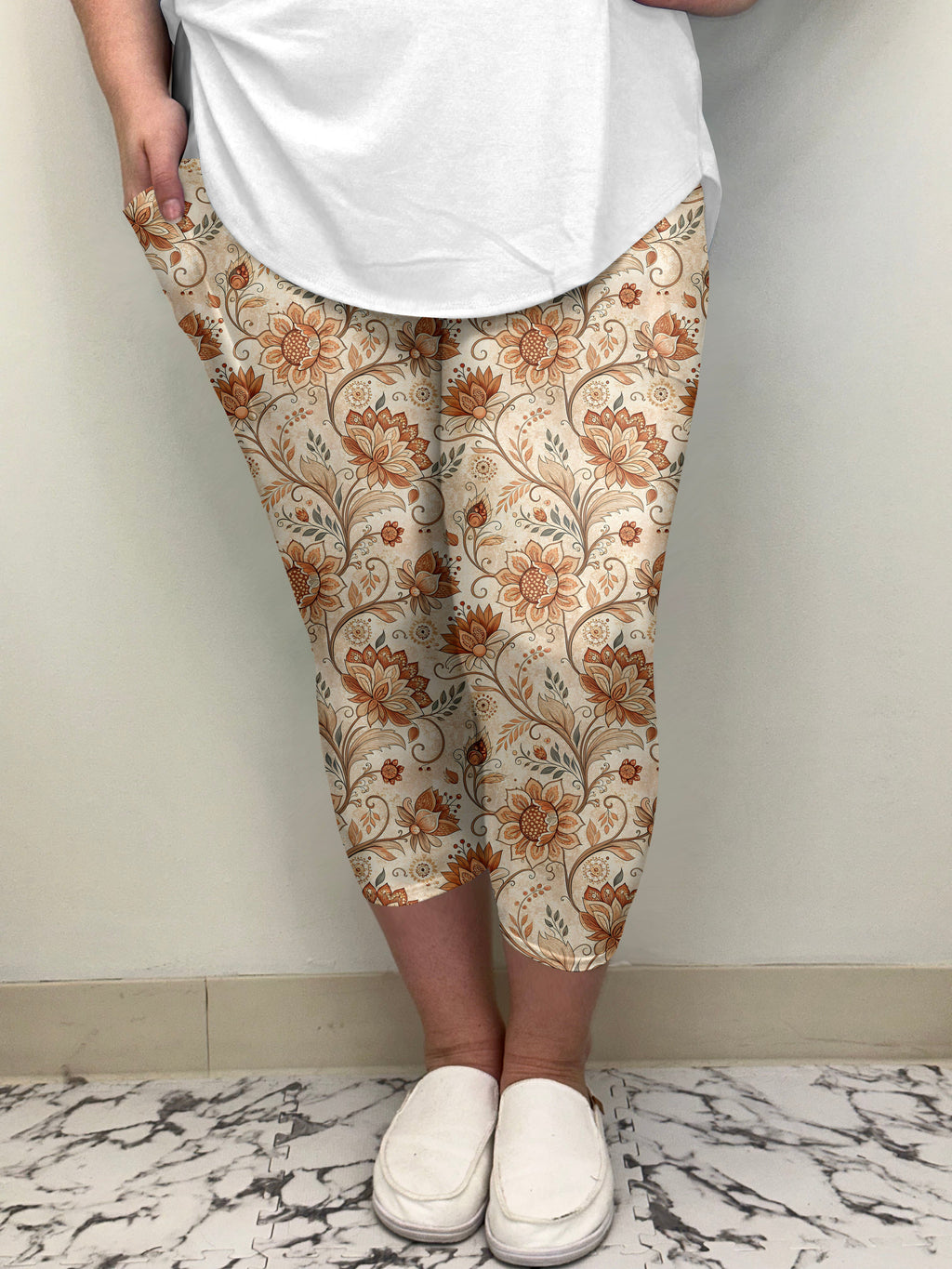 Neutral Floral Leggings/Capris | Run Ends 2/24 | ETA 42 Days