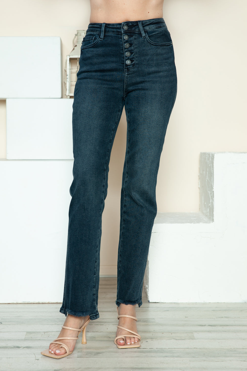 Judy Button Fly Hem Destroy Straight Jeans