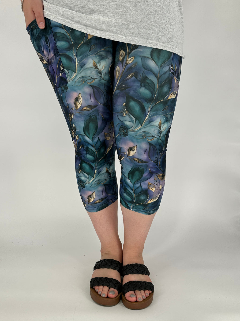 Majestic Dreams Capri w/ Pockets